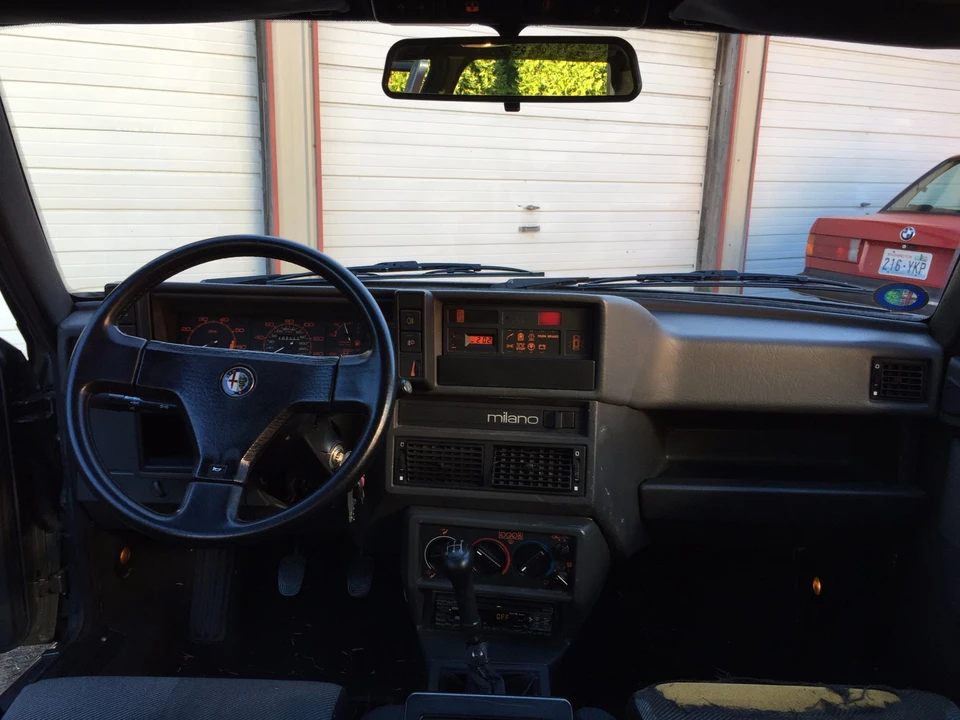 1988 Alfa Romeo 75/Milano - Image 13 of 30