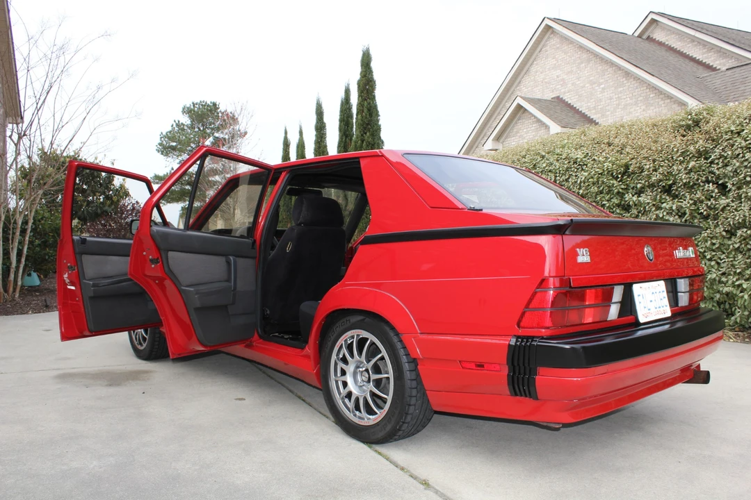 1988 Alfa Romeo 75/Milano - Image 6 of 31