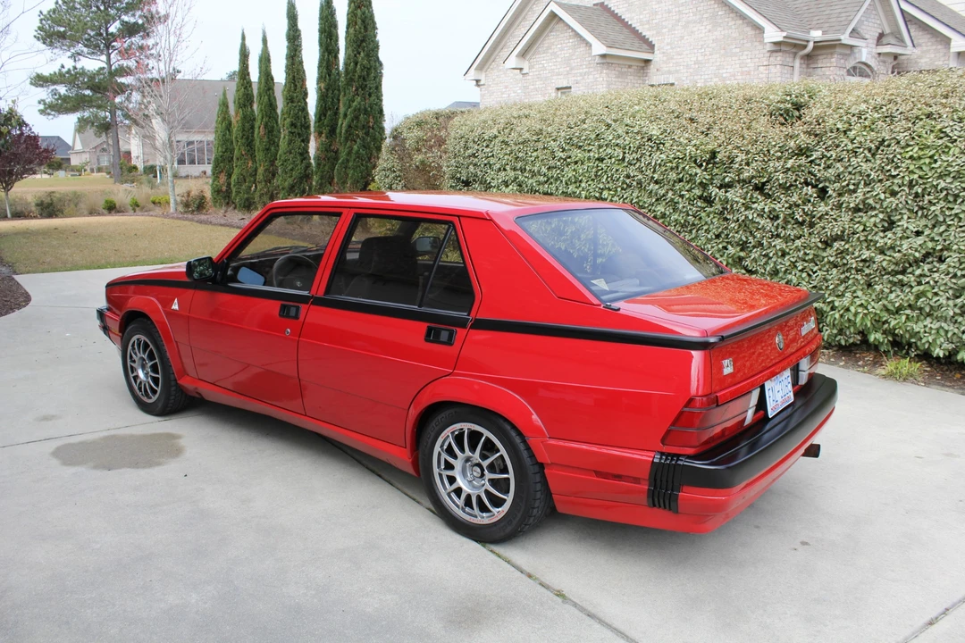 1988 Alfa Romeo 75/Milano - Image 16 of 31