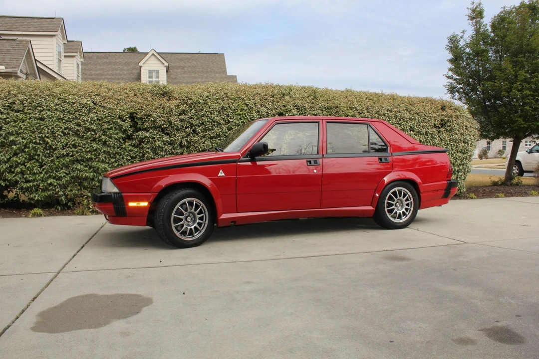 1988 Alfa Romeo 75/Milano - Image 19 of 31