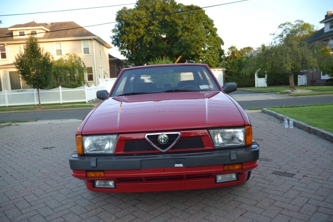 1988 Alfa Romeo 75/Milano - Image 3 of 31
