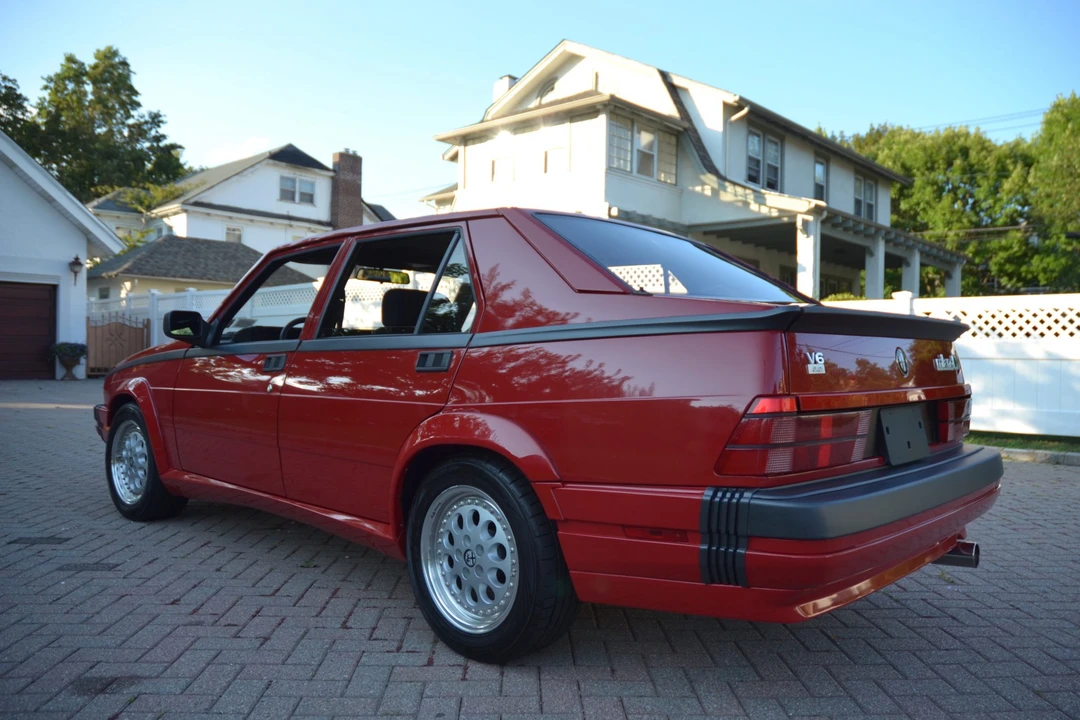 1988 Alfa Romeo 75/Milano - Image 7 of 31
