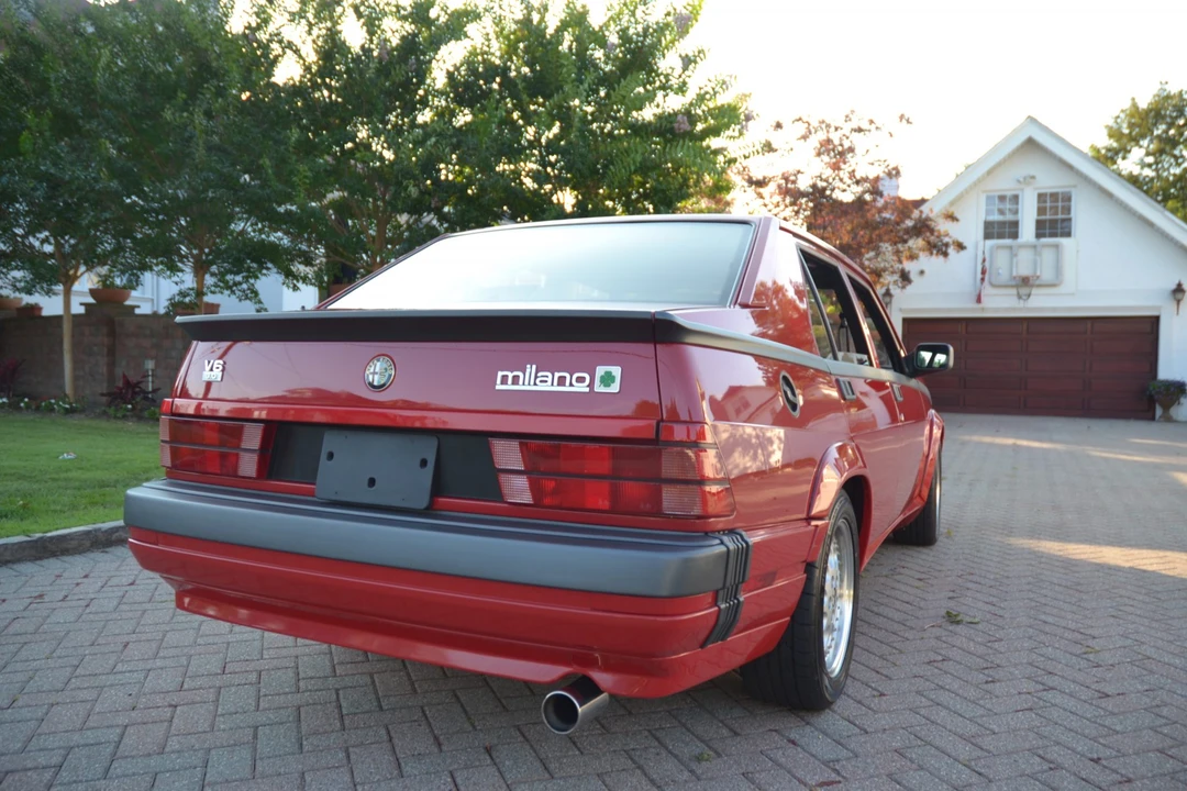 1988 Alfa Romeo 75/Milano - Image 13 of 31