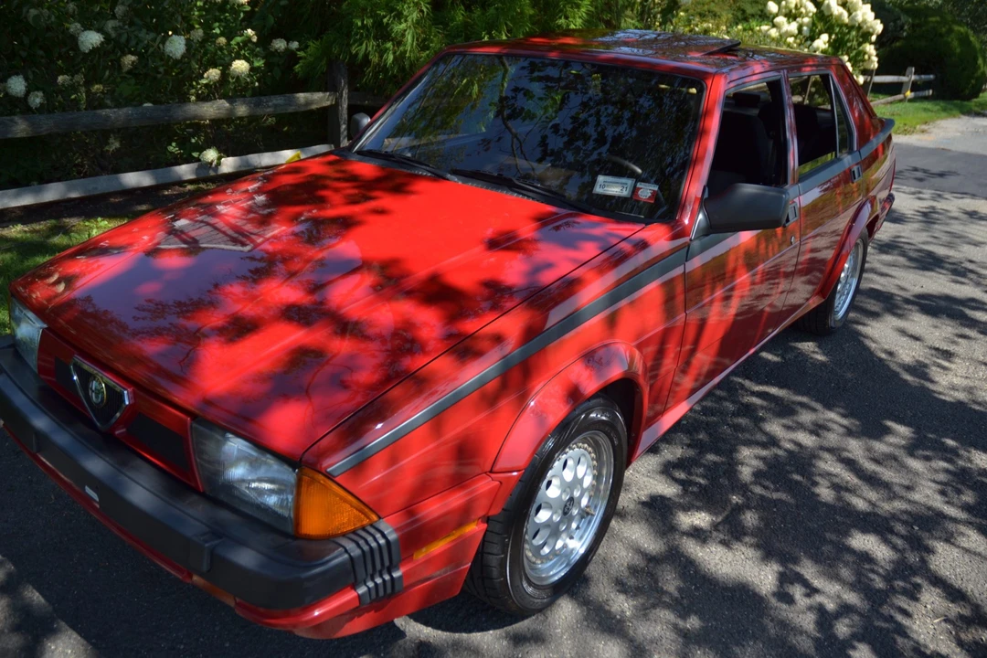 1988 Alfa Romeo 75/Milano - Image 30 of 31