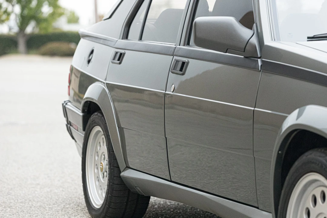 1988 Alfa Romeo 75/Milano - Image 31 of 31