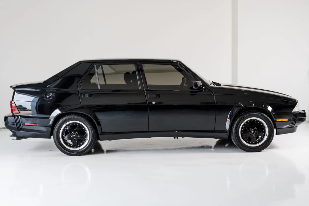 1988 Alfa Romeo 75/Milano - Image 10 of 31