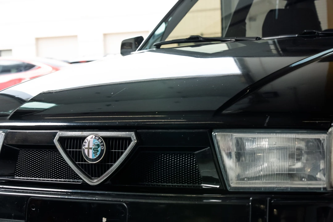 1988 Alfa Romeo 75/Milano - Image 11 of 31