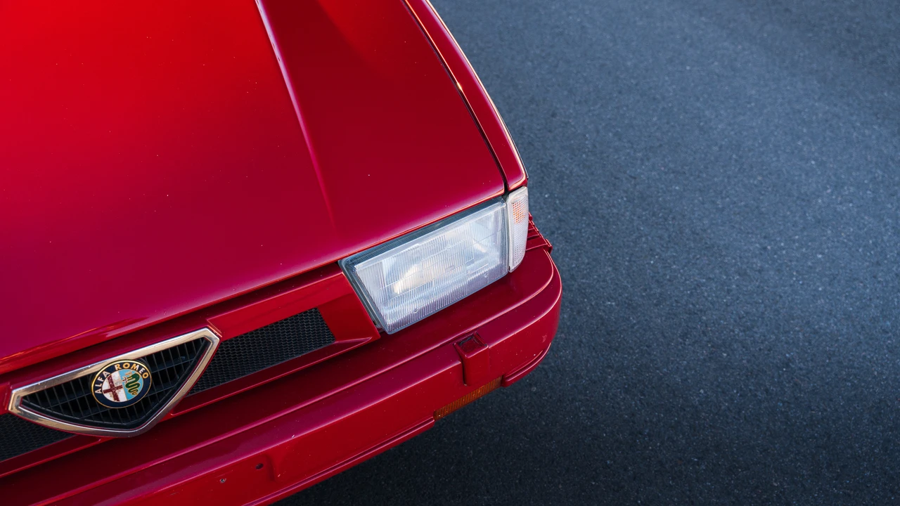 1988 Alfa Romeo 75/Milano - Image 25 of 31