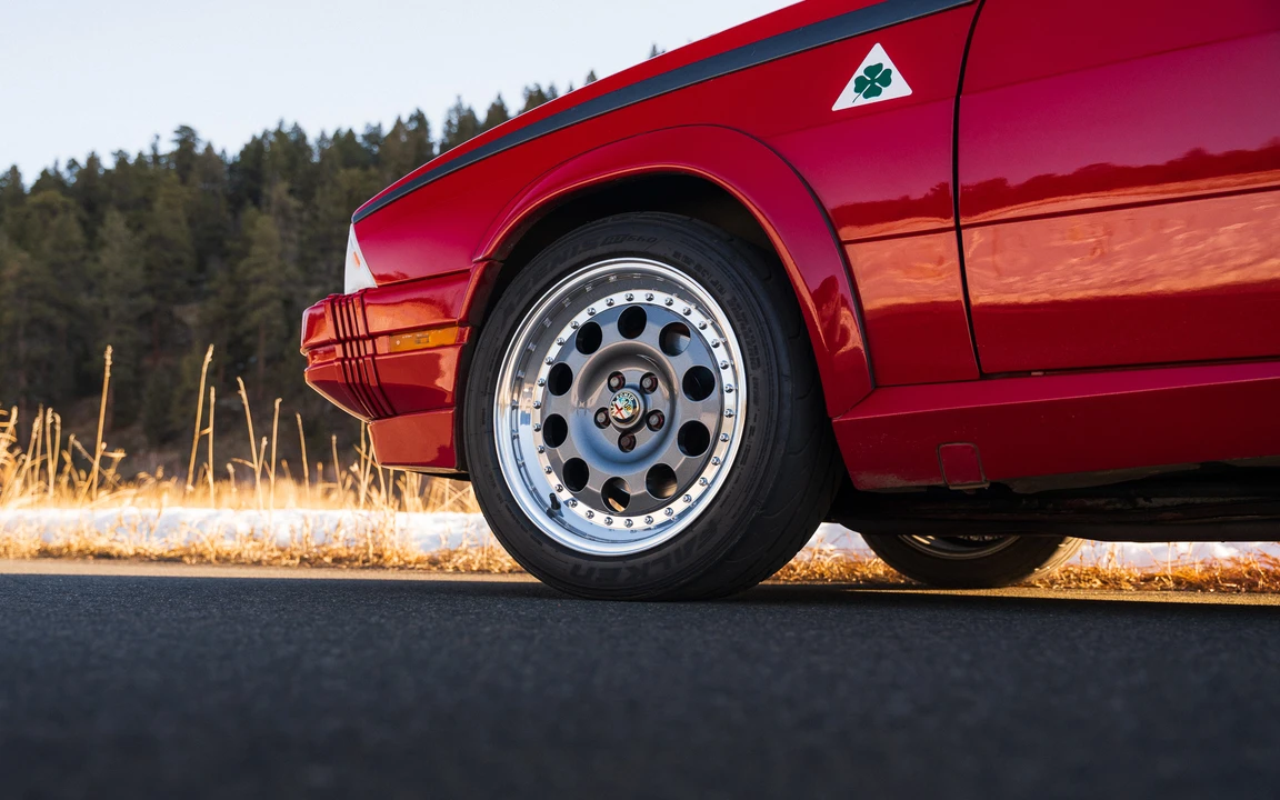 1988 Alfa Romeo 75/Milano - Image 30 of 31