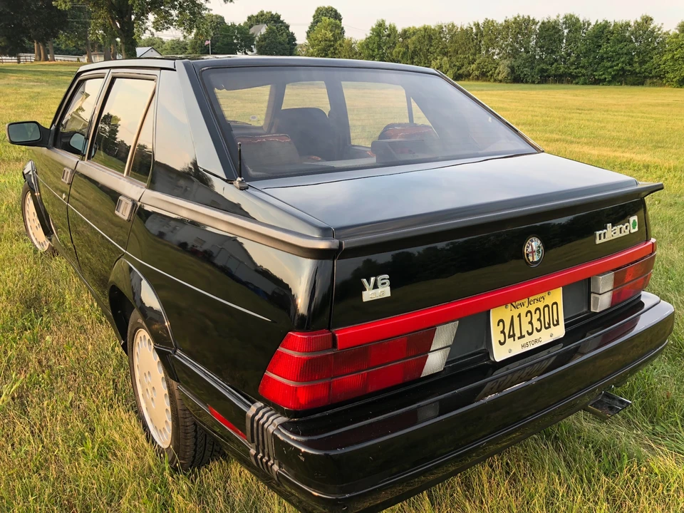 1988 Alfa Romeo 75/Milano - Image 9 of 31