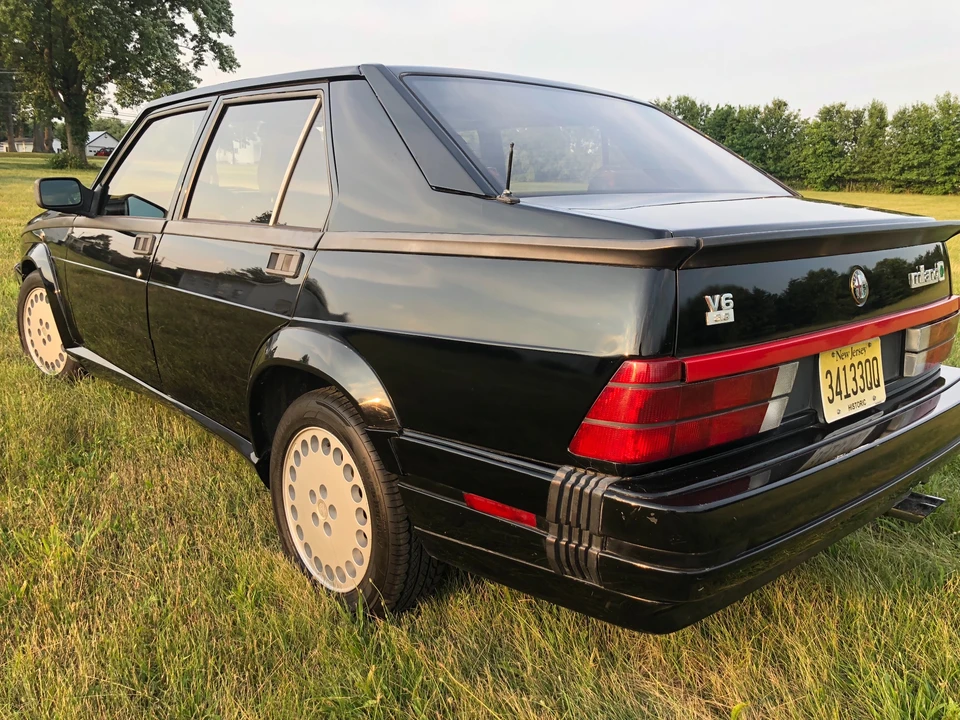 1988 Alfa Romeo 75/Milano - Image 10 of 31