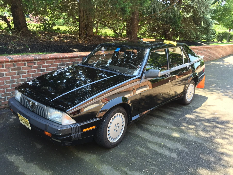 1988 Alfa Romeo 75/Milano - Image 14 of 31