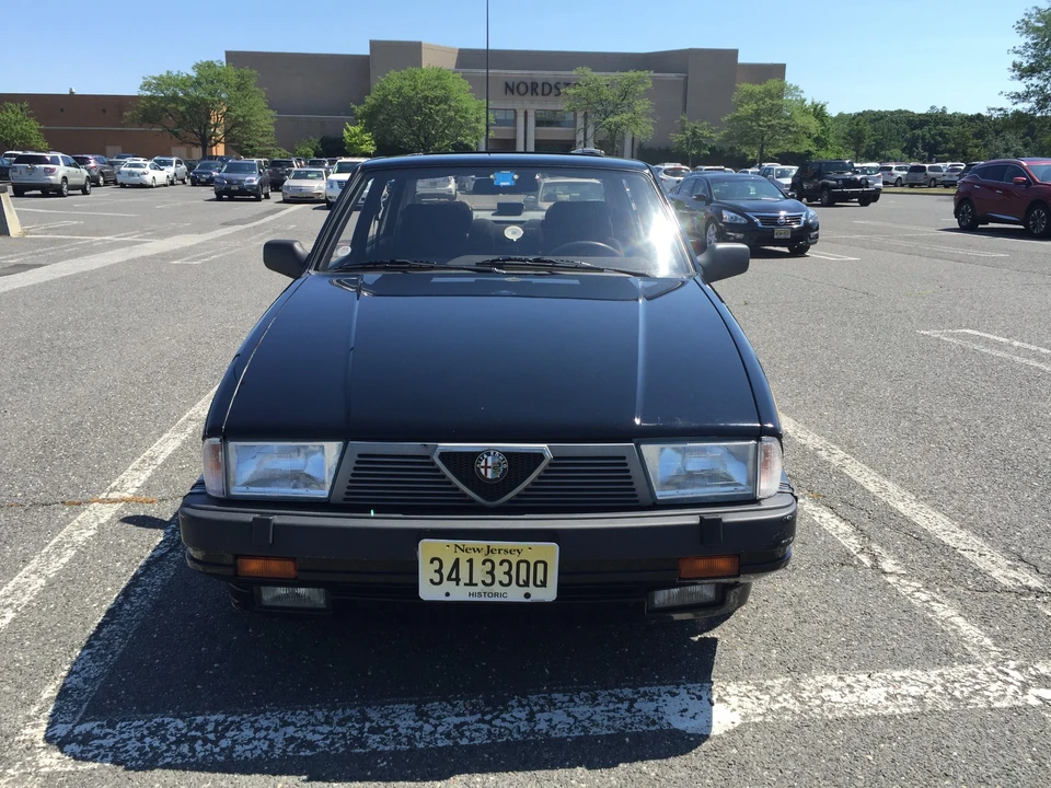 1988 Alfa Romeo 75/Milano - Image 17 of 31