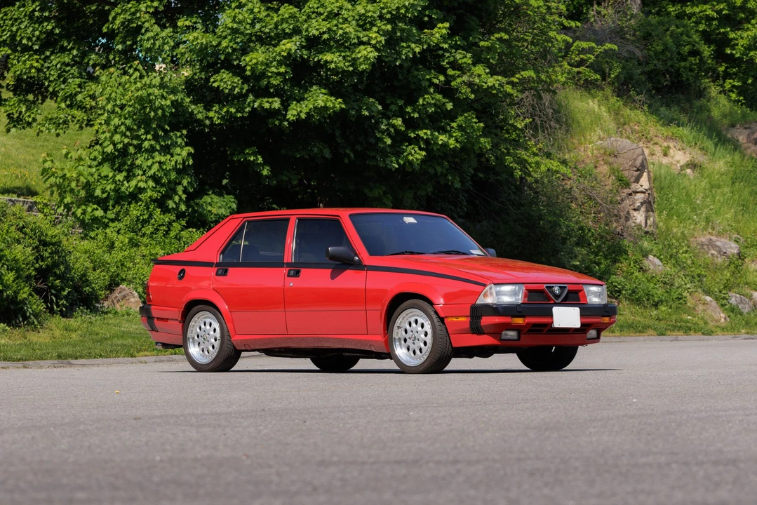 1988 Alfa Romeo 75/Milano - Image 4 of 31