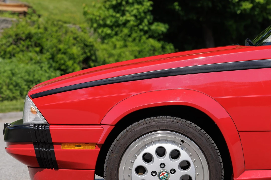 1988 Alfa Romeo 75/Milano - Image 10 of 31