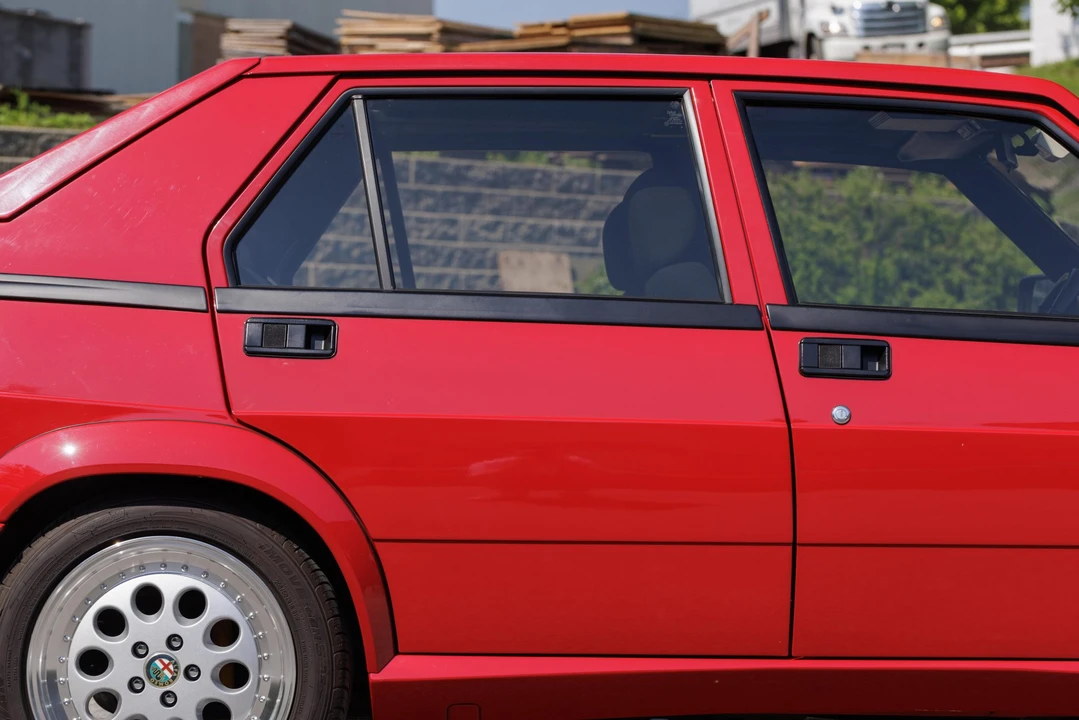 1988 Alfa Romeo 75/Milano - Image 21 of 31