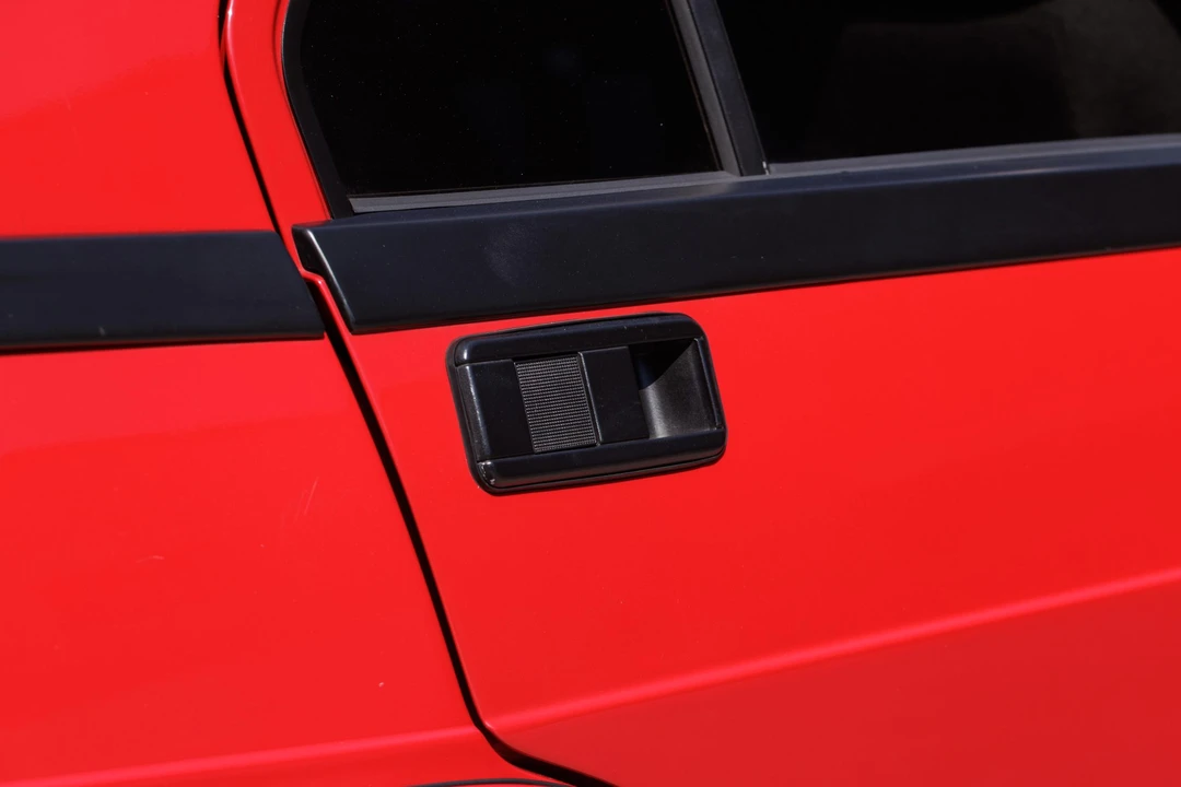 1988 Alfa Romeo 75/Milano - Image 28 of 31