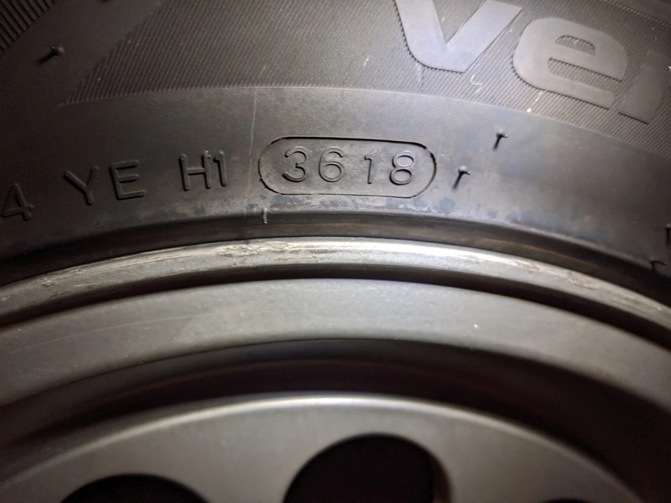 1988 Alfa Romeo 75/Milano - Image 25 of 31