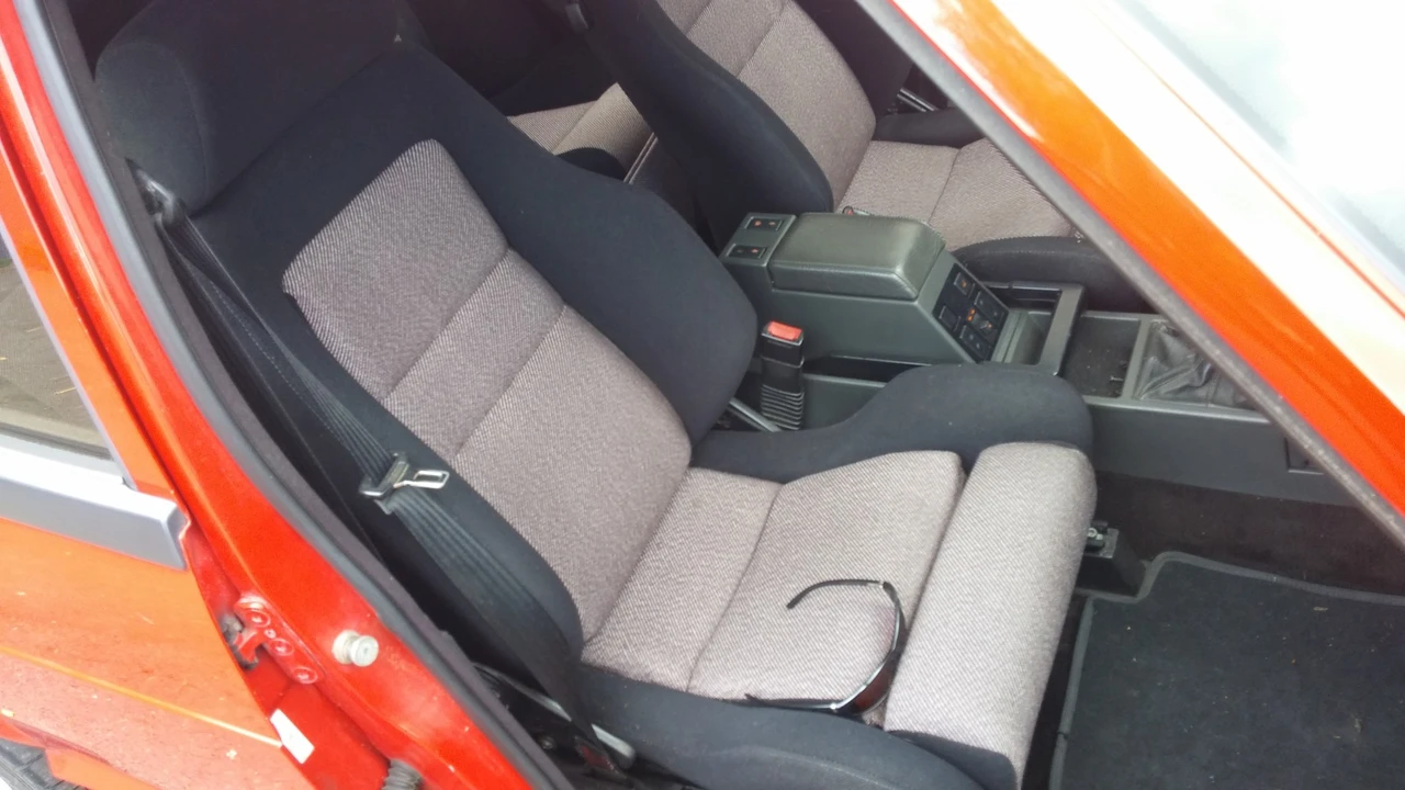 1988 Alfa Romeo 75/Milano - Image 30 of 31