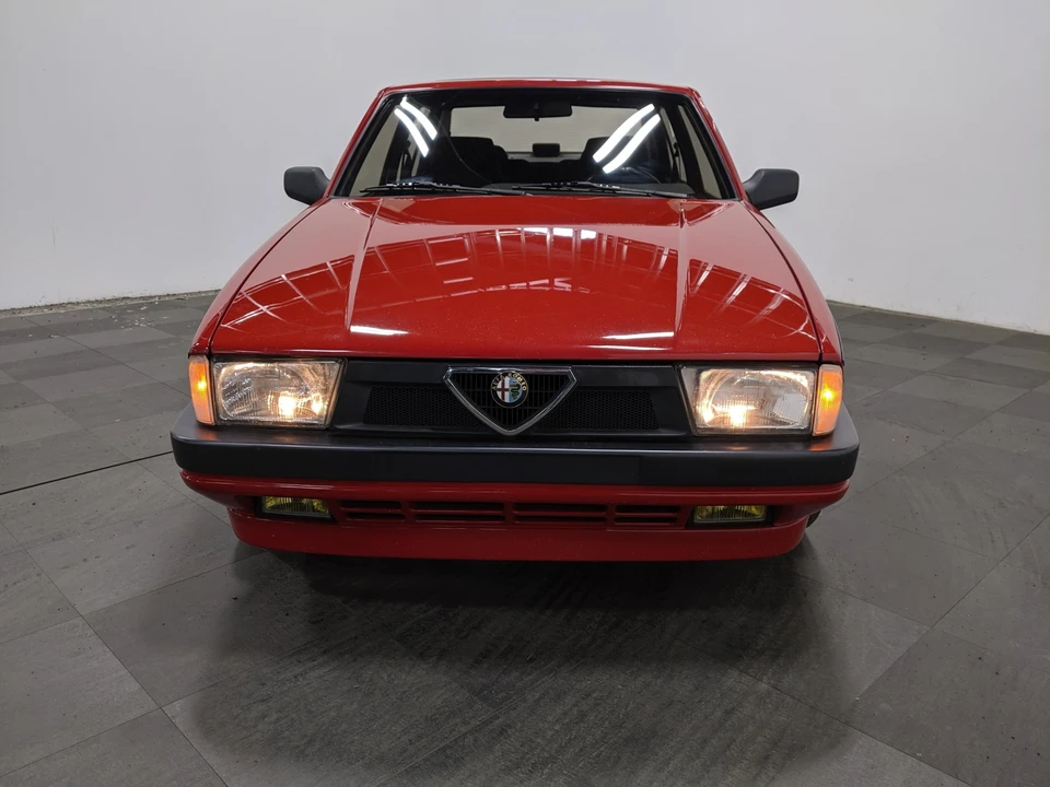 1988 Alfa Romeo 75/Milano - Image 21 of 31