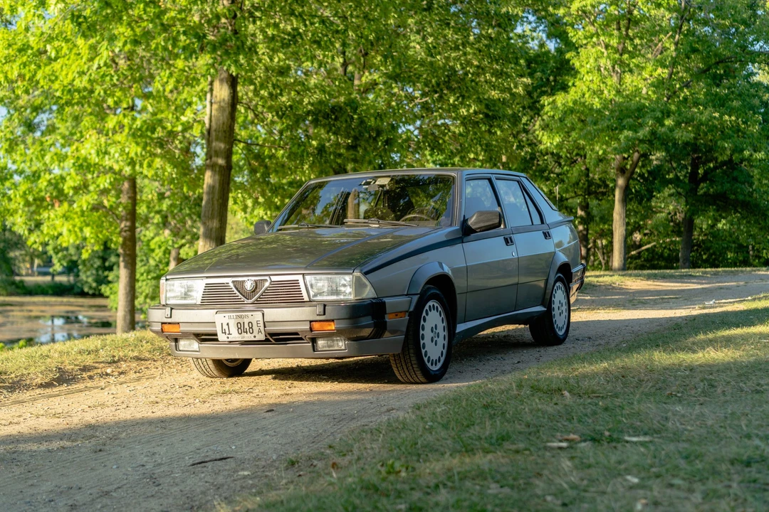 1988 Alfa Romeo 75/Milano - Image 8 of 31