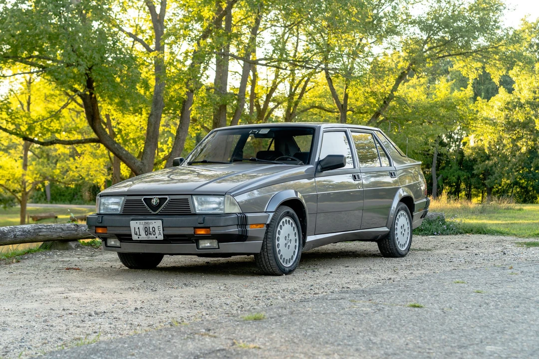 1988 Alfa Romeo 75/Milano - Image 7 of 31