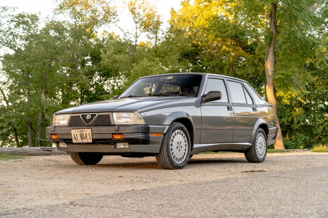 1988 Alfa Romeo 75/Milano - Image 12 of 31