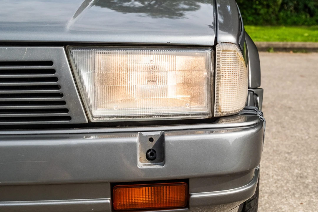 1988 Alfa Romeo 75/Milano - Image 24 of 31