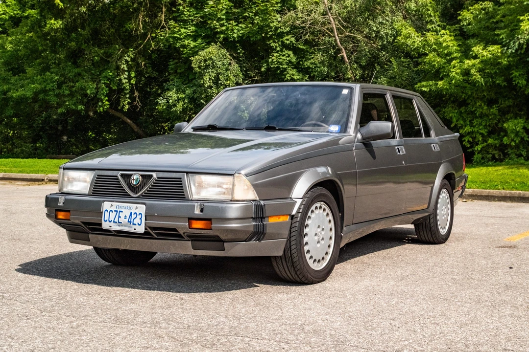 1988 Alfa Romeo 75/Milano - Image 2 of 31