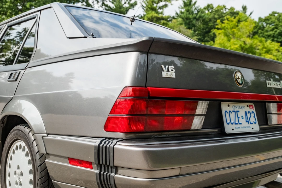 1988 Alfa Romeo 75/Milano - Image 14 of 31