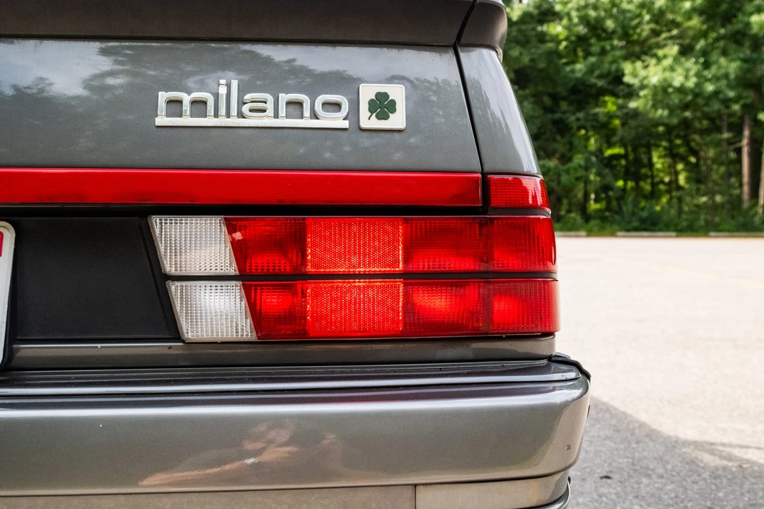 1988 Alfa Romeo 75/Milano - Image 26 of 31