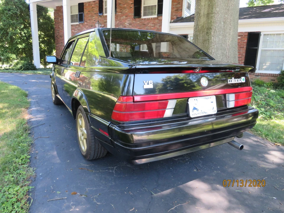 1988 Alfa Romeo 75/Milano - Image 19 of 31