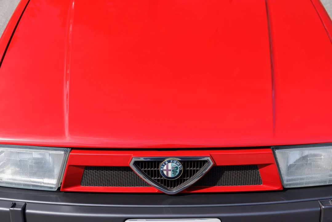 1988 Alfa Romeo 75/Milano - Image 19 of 31