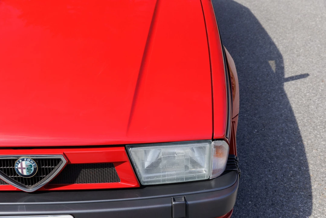 1988 Alfa Romeo 75/Milano - Image 20 of 31