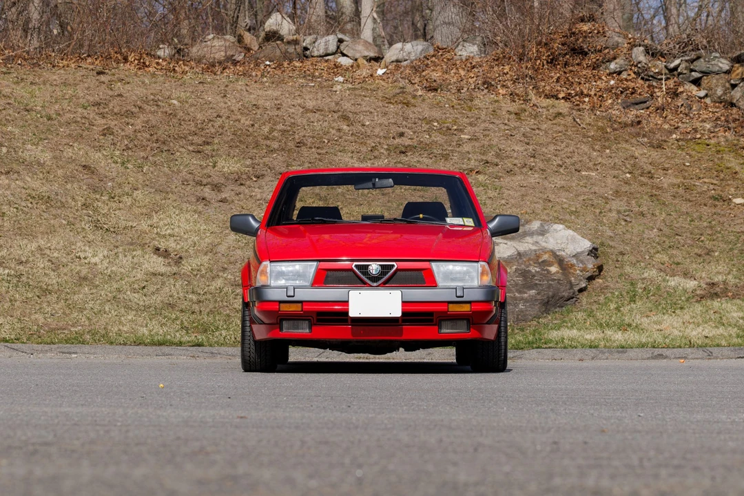 1988 Alfa Romeo 75/Milano - Image 2 of 31