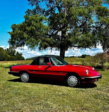 1988 Alfa Romeo Spider Convertible 2D