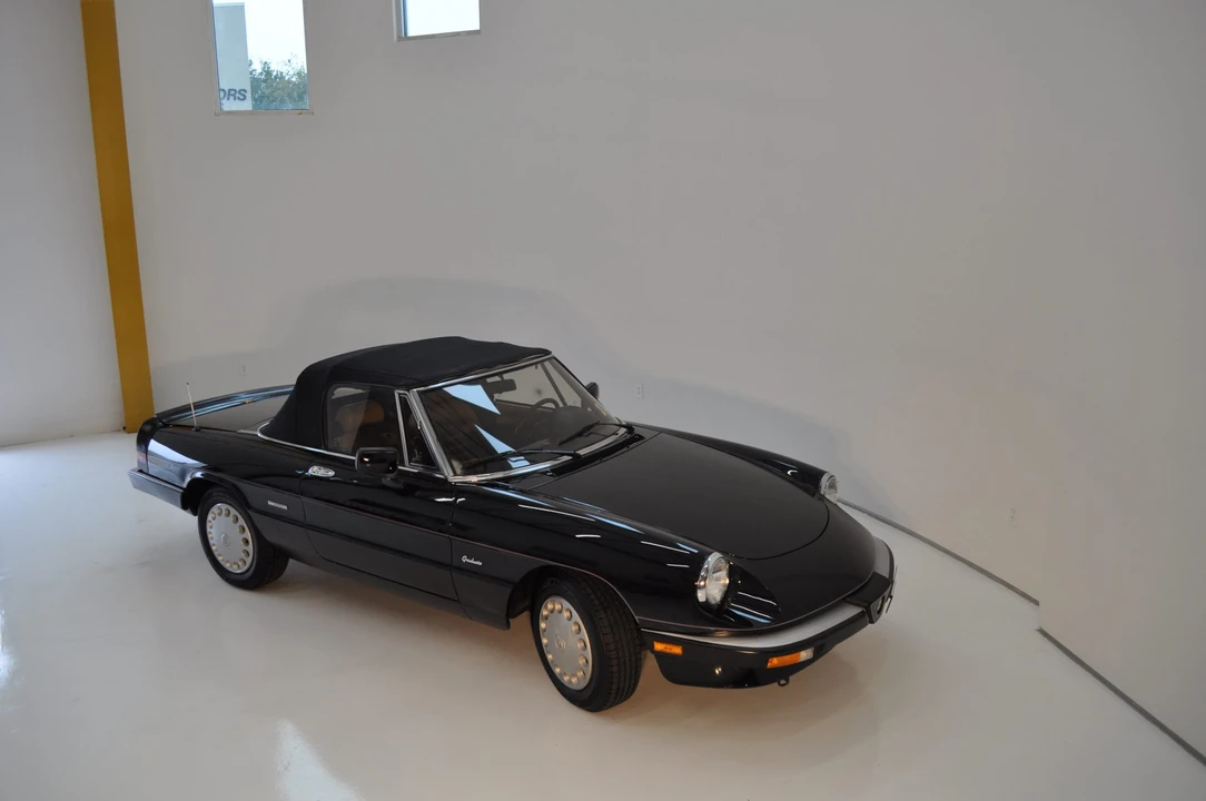 1988 Alfa Romeo Series 3 - Image 11 of 31