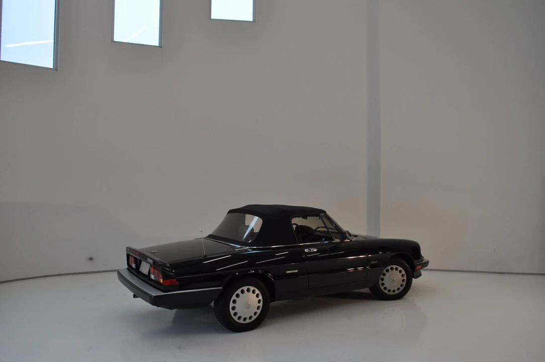 1988 Alfa Romeo Series 3 - Image 14 of 31