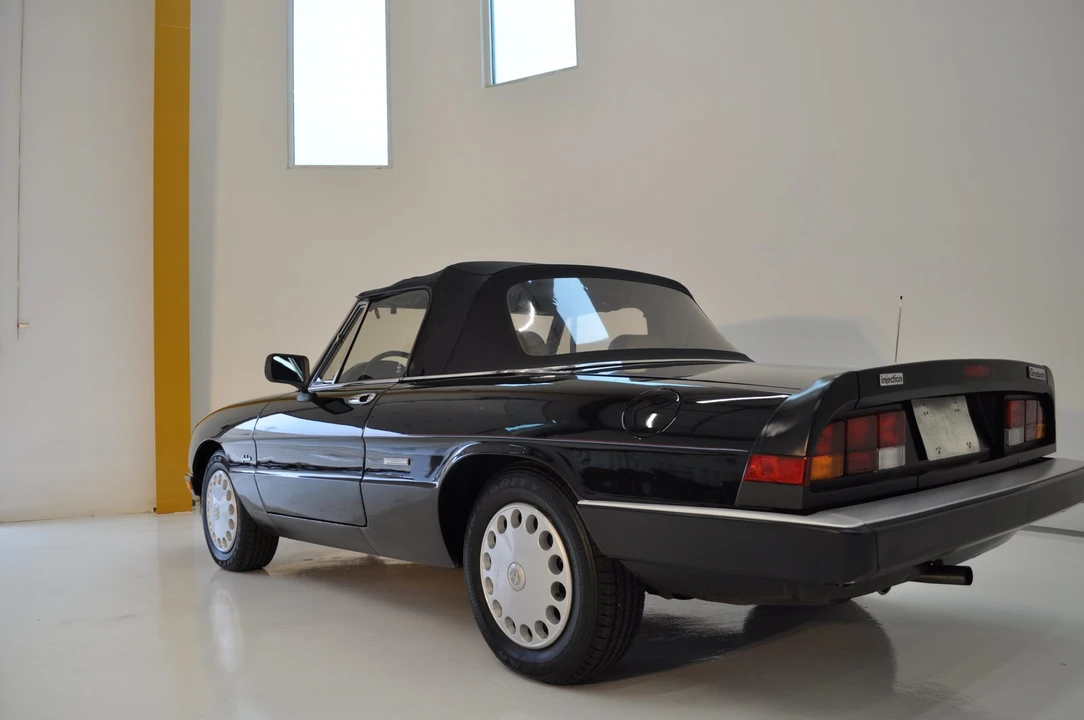 1988 Alfa Romeo Series 3 - Image 26 of 31