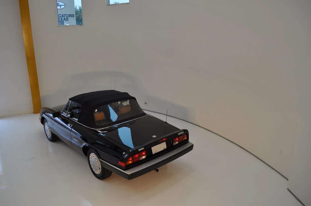 1988 Alfa Romeo Series 3 - Image 20 of 31