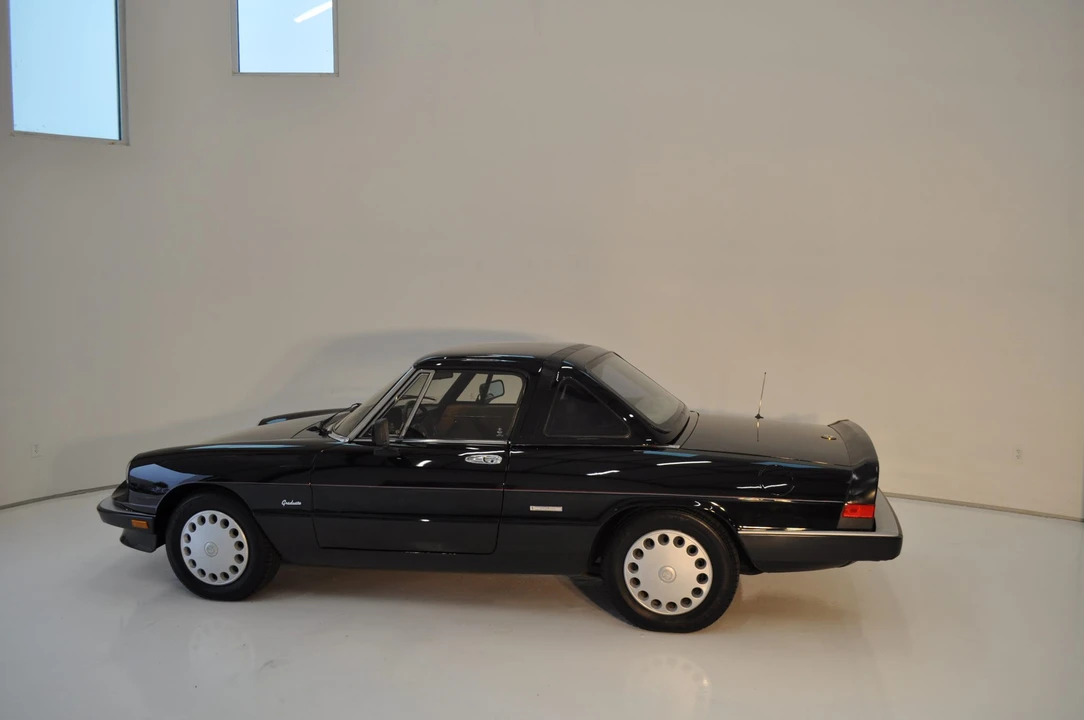 1988 Alfa Romeo Series 3 - Image 31 of 31