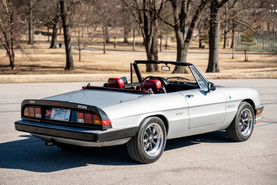 1988 Alfa Romeo Series 3 - Image 22 of 31