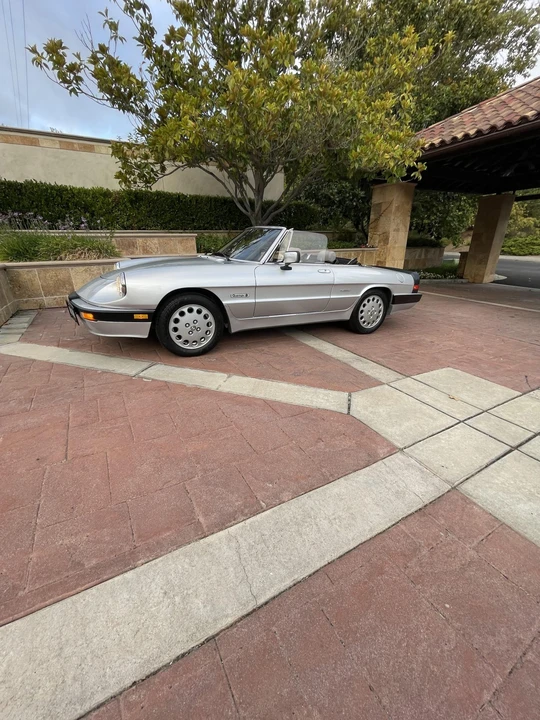 1988 Alfa Romeo Series 3 - Image 2 of 31