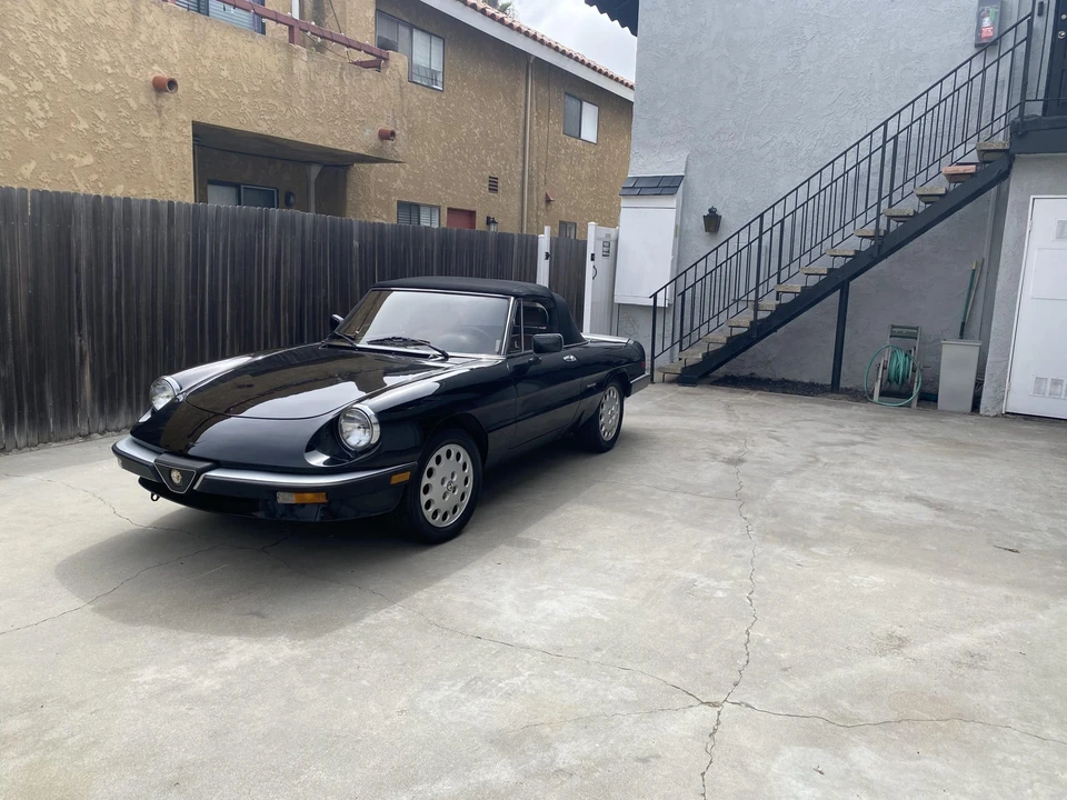 1988 Alfa Romeo Series 3 - Image 2 of 31