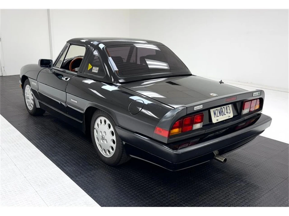 1988 Alfa Romeo Series 3 - Image 7 of 31