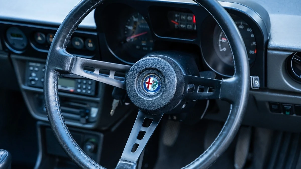 1988 Alfa Romeo Sprint 2nd Gen - Image 20 of 30