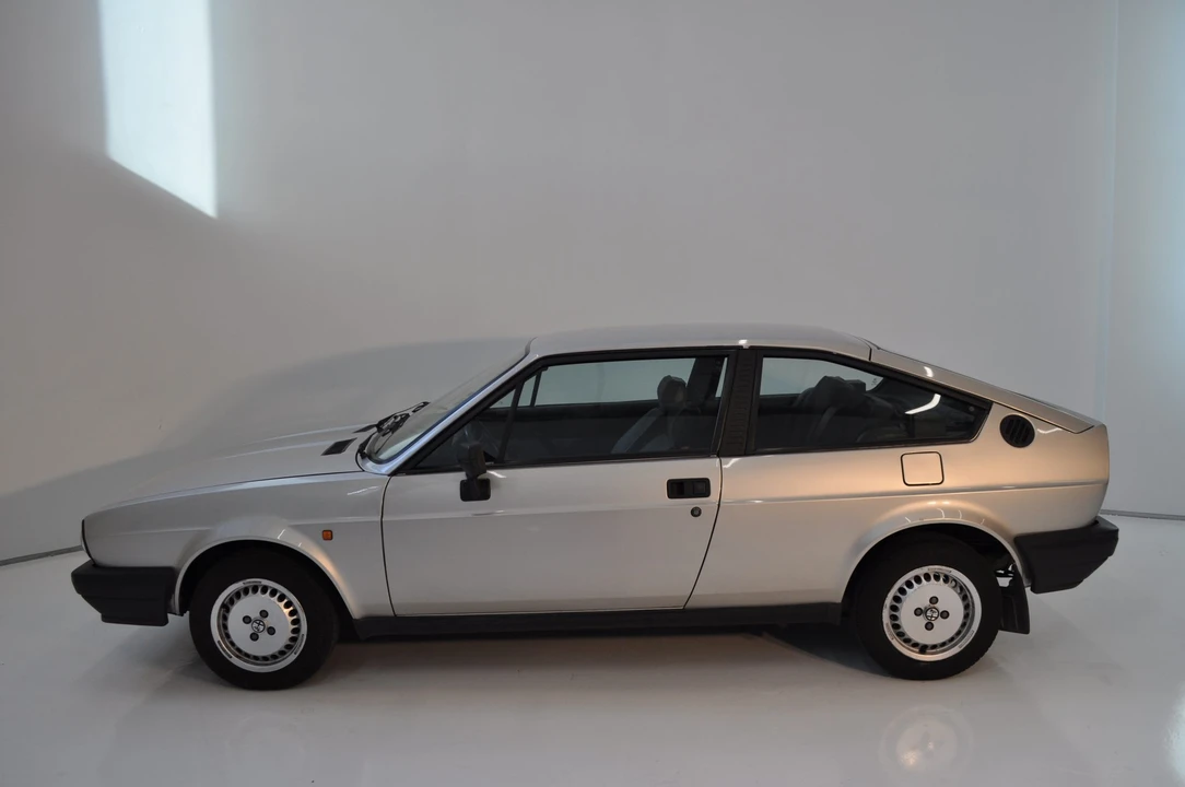 1988 Alfa Romeo Sprint 2nd Gen - Image 9 of 31