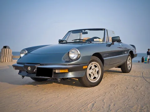 1988 Alfa Romeo Veloce Spider