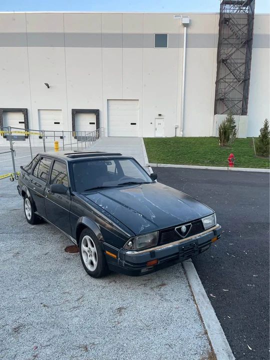1988 Alfa Romeo 75/Milano - Image 3 of 14