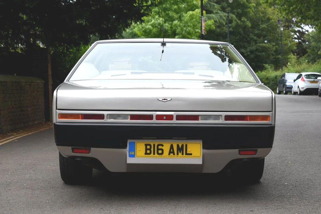 1988 Aston Martin Lagonda - Image 15 of 30